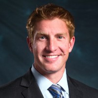 dr-matthew-hallowell-headshot