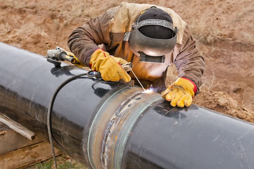 6 Safety Stand Down Topics for Pipeline Construction Workers